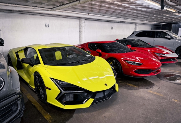 Lamborghini Revuelto