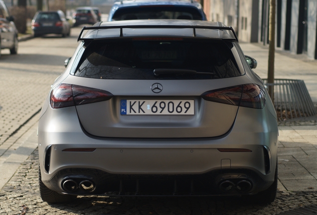 Mercedes-AMG A 45 S W177