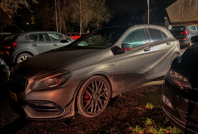 Mercedes-AMG A 45 W176 2015