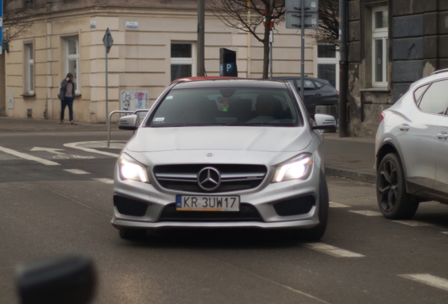 Mercedes-AMG CLA 45 C117