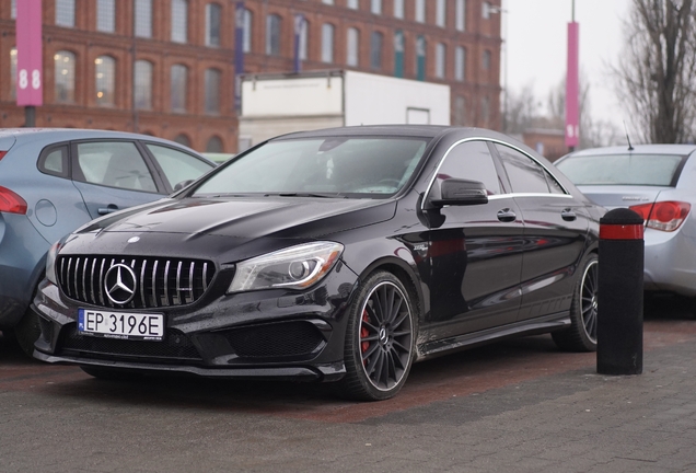 Mercedes-AMG CLA 45 C117