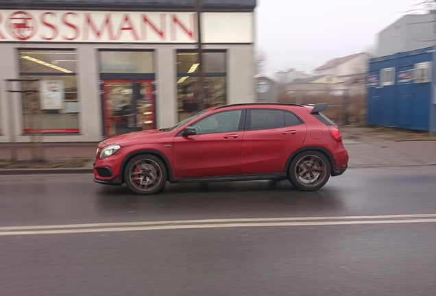 Mercedes-AMG GLA 45 X156