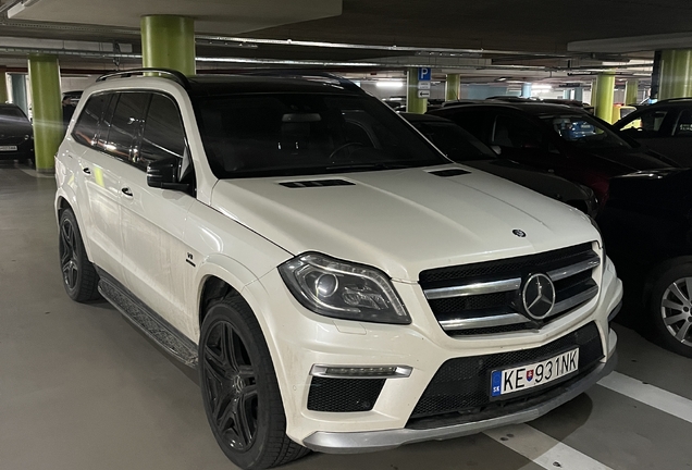 Mercedes-Benz GL 63 AMG X166