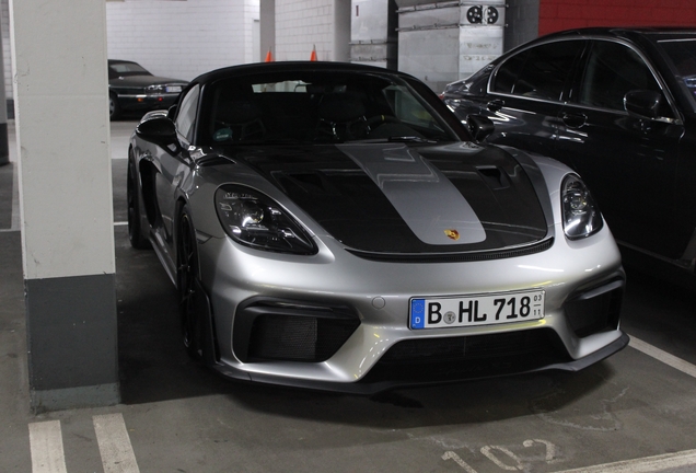 Porsche 718 Spyder RS Weissach Package