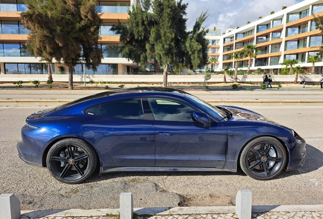 Porsche Taycan Turbo