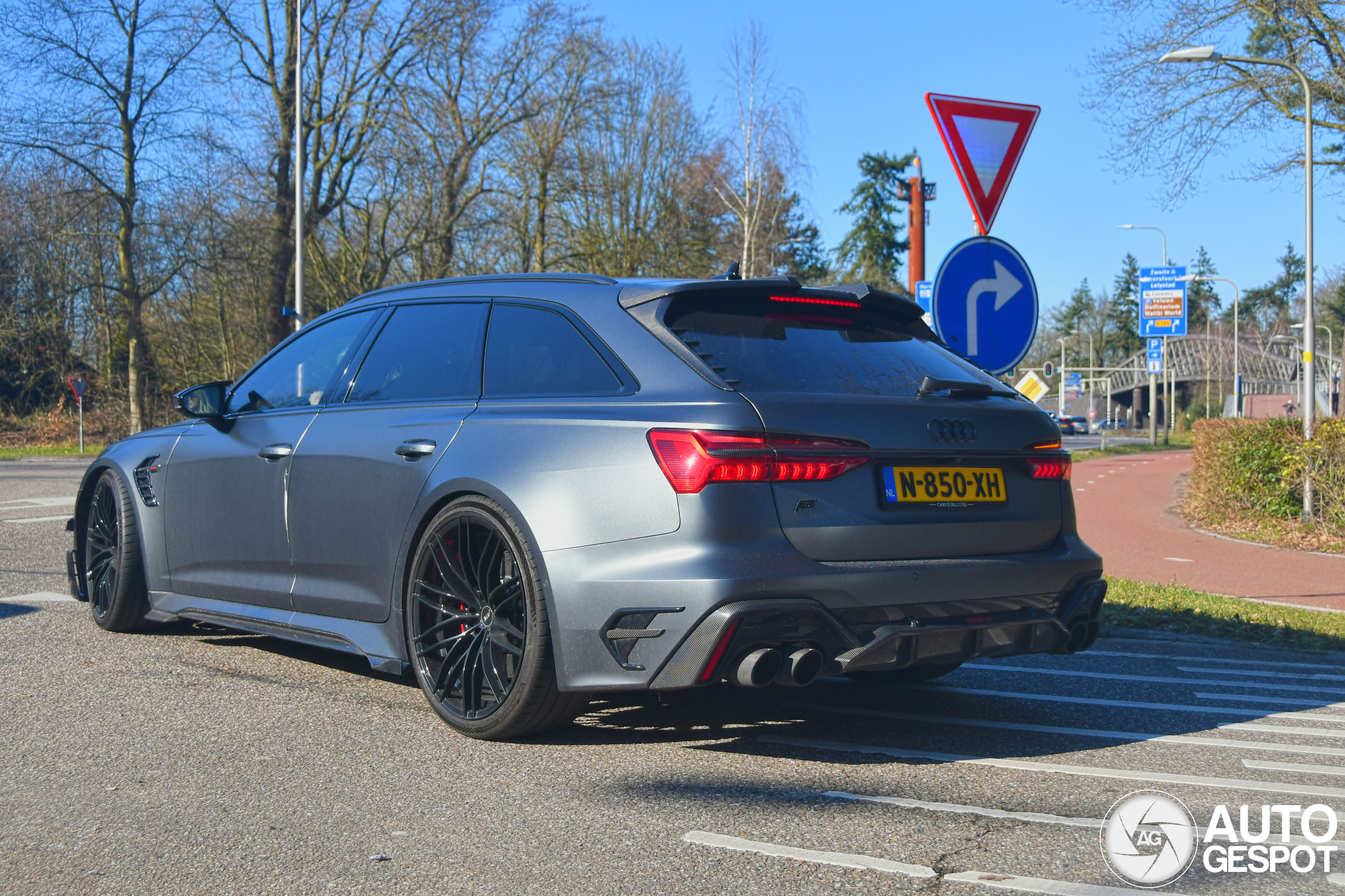 Audi ABT RS6-R Avant C8