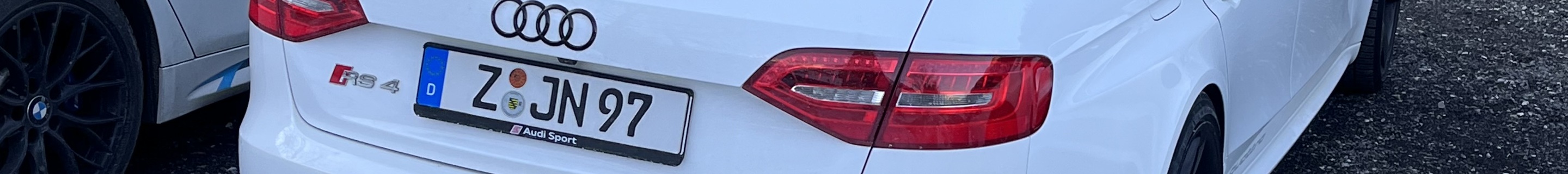 Audi RS4 Avant B8