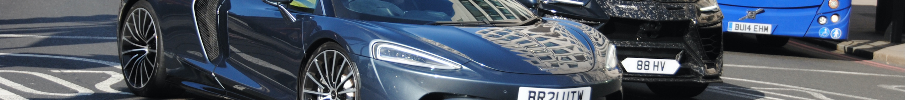 McLaren GT
