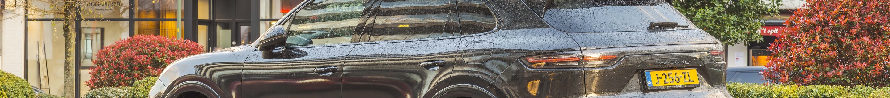 Porsche Cayenne Turbo S E-Hybrid
