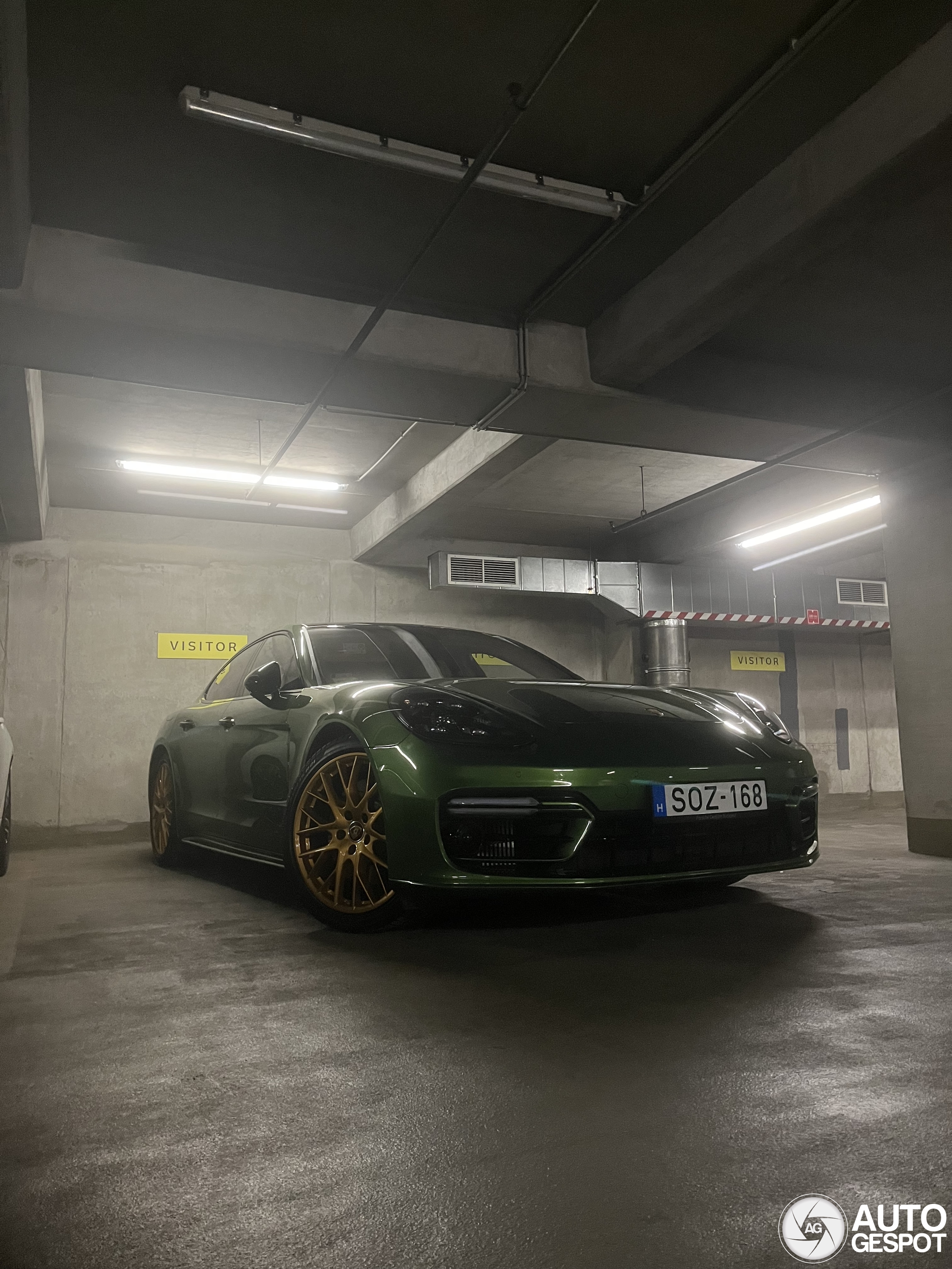 Porsche 971 Panamera GTS MkI