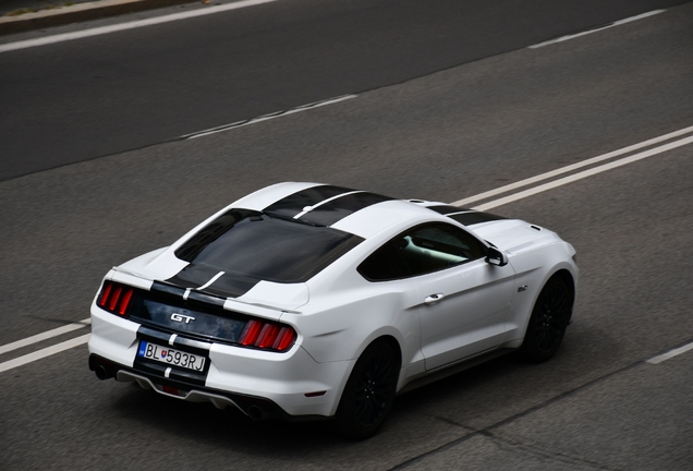 Ford Mustang GT 2015