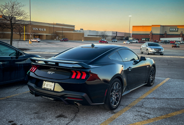 Ford Mustang GT 2024