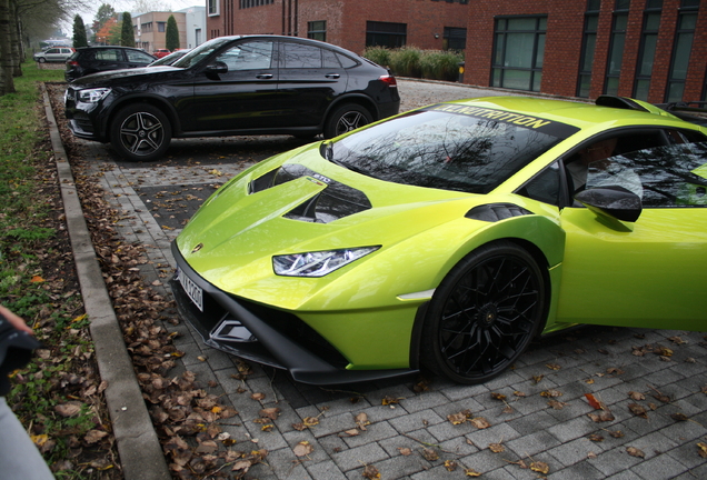 Lamborghini Huracán LP640-2 STO