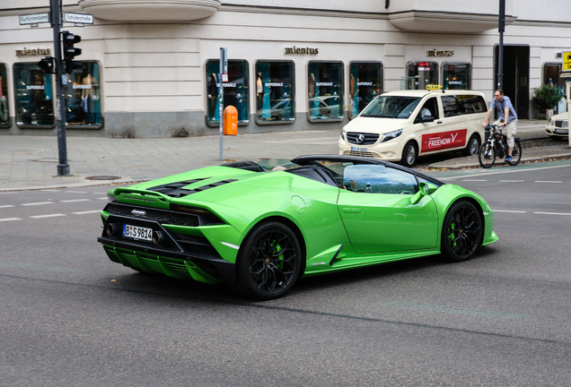 Lamborghini Huracán LP640-4 EVO Spyder