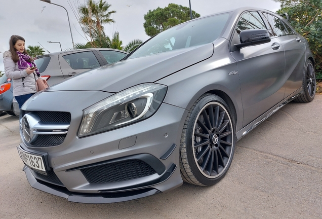Mercedes-Benz A 45 AMG