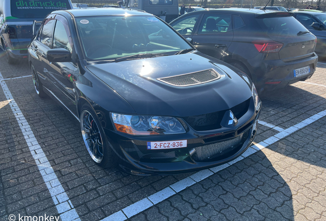 Mitsubishi Lancer Evolution IX