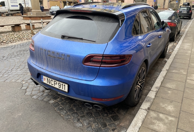 Porsche 95B Macan GTS