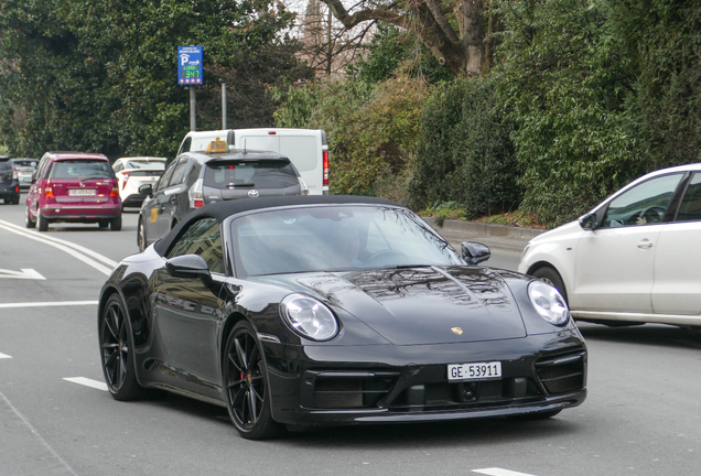 Porsche 992 Carrera 4S Cabriolet MkI