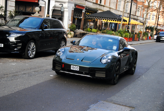 Porsche 992 Dakar