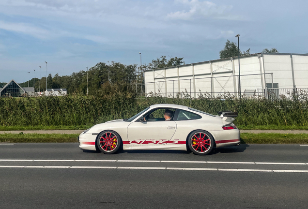 Porsche 996 GT3 RS