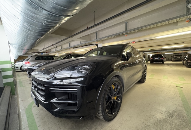Porsche Cayenne Coupé Turbo E-Hybrid