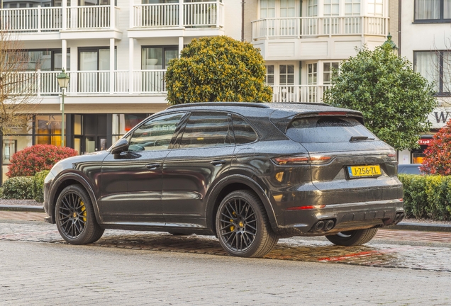 Porsche Cayenne Turbo S E-Hybrid