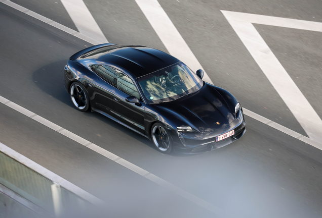 Porsche Taycan Turbo MkI