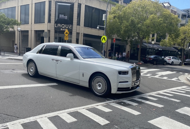 Rolls-Royce Phantom VIII EWB