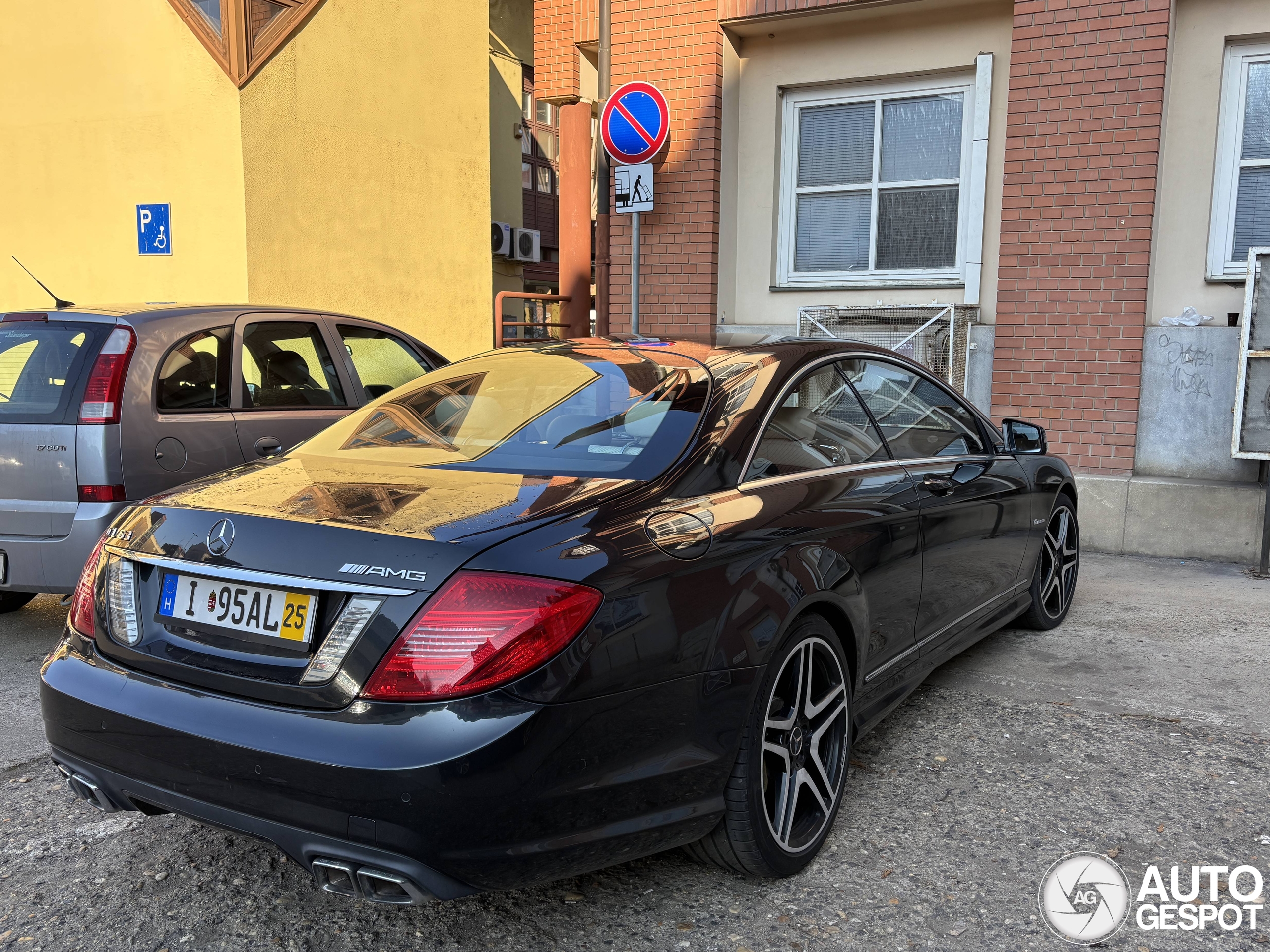 Mercedes-Benz CL 63 AMG C216 2011