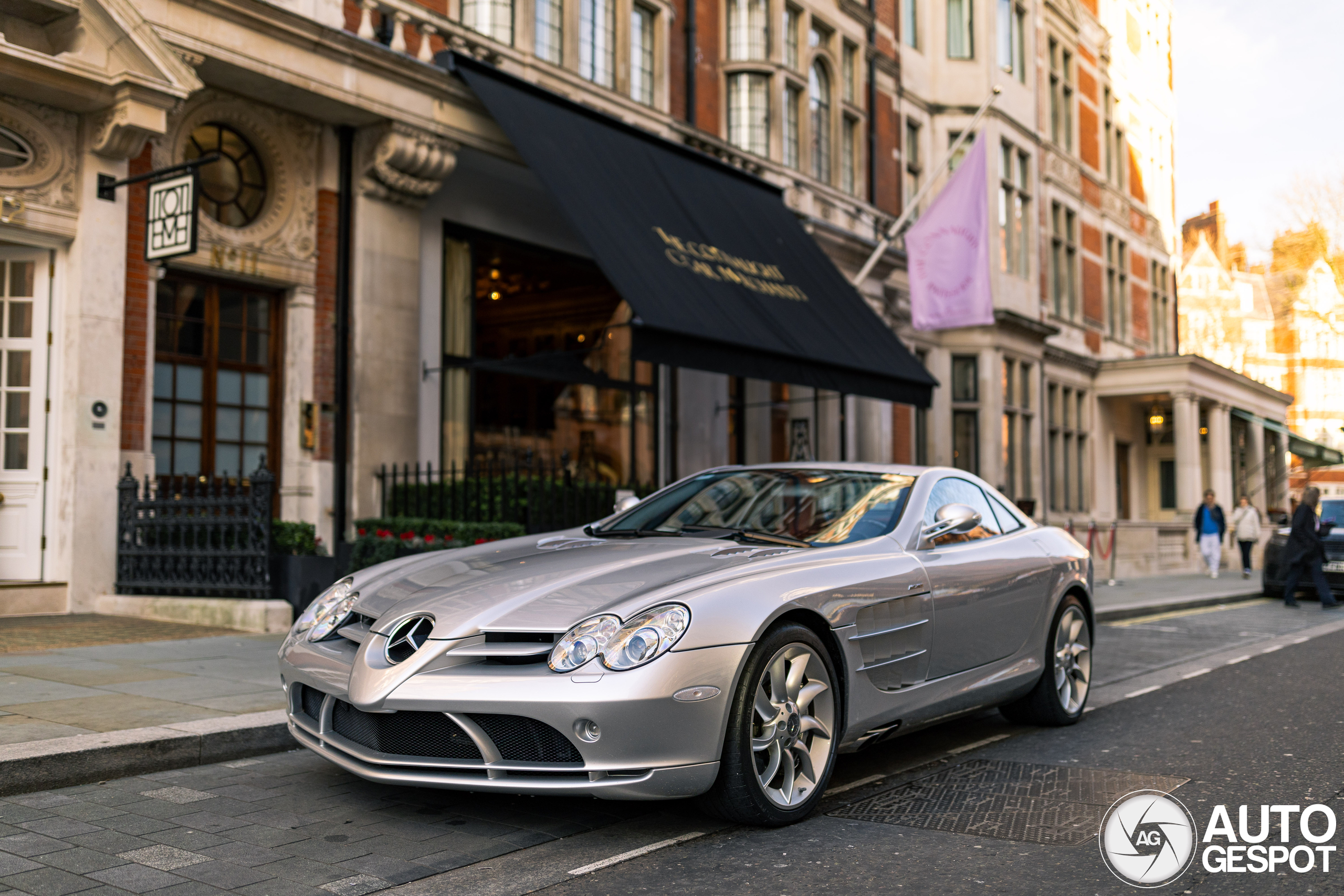 Mercedes-Benz SLR McLaren