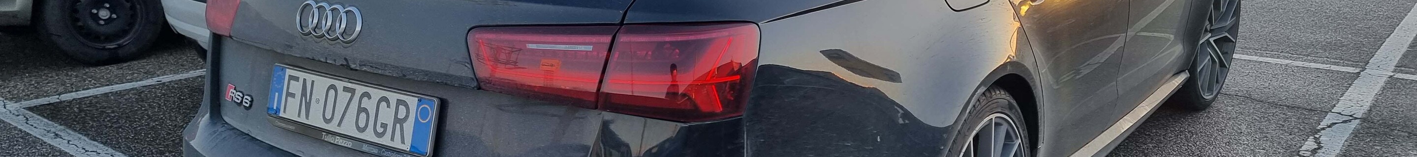 Audi RS6 Avant C7 2015