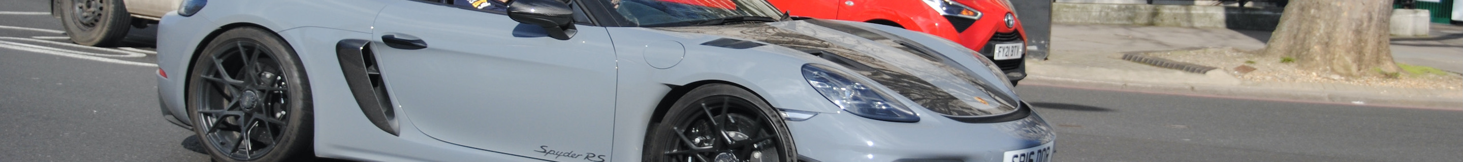 Porsche 718 Spyder RS Weissach Package