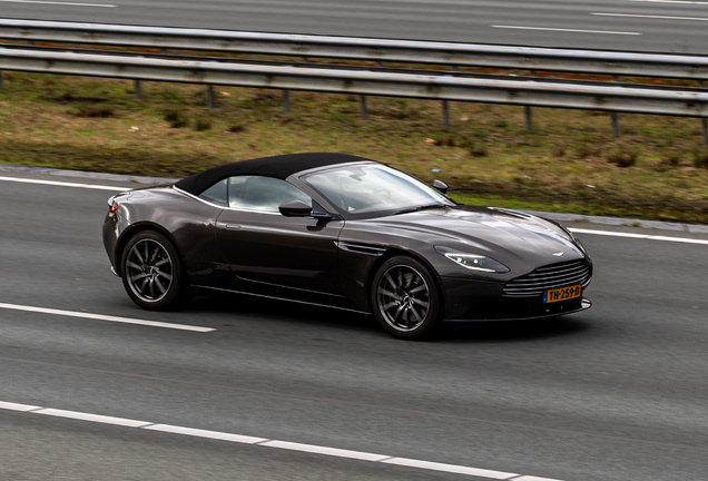 Aston Martin DB11 V8 Volante