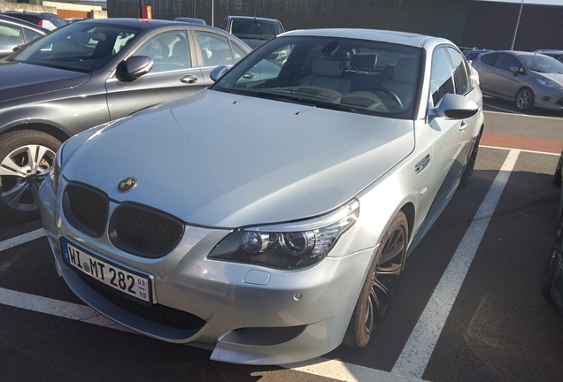 BMW M5 E60 2007
