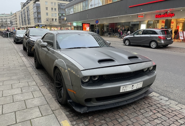 Dodge Challenger SRT Hellcat Widebody