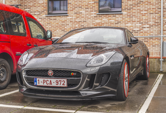 Jaguar F-TYPE S Coupé