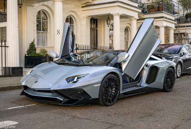 Lamborghini Aventador LP750-4 SuperVeloce Roadster