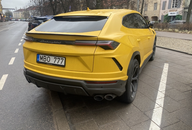 Lamborghini Urus