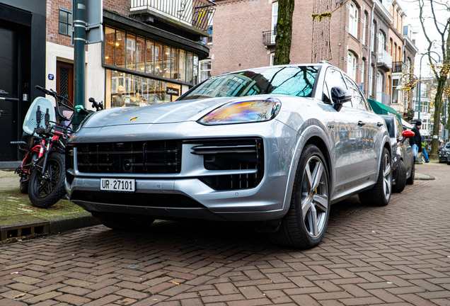 Porsche 9YA Cayenne Turbo E-Hybrid