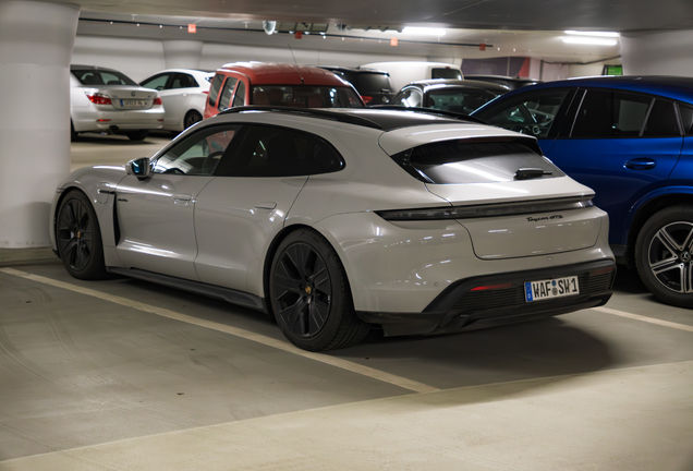 Porsche Taycan GTS Sport Turismo