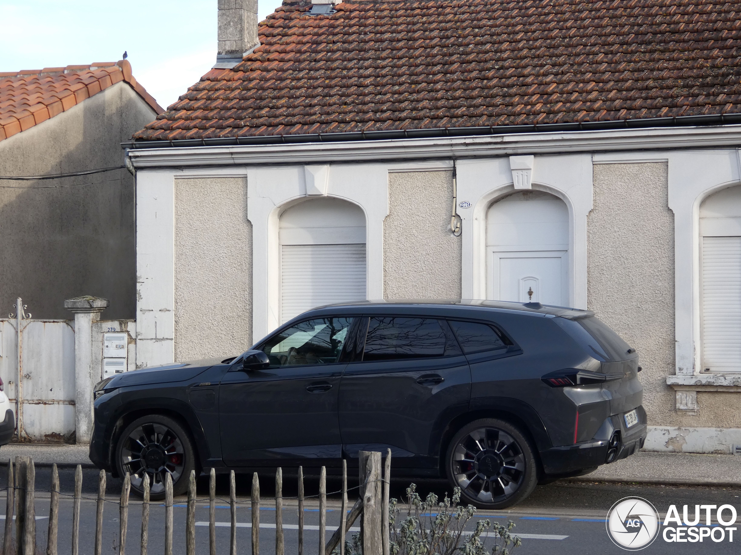 BMW XM G09