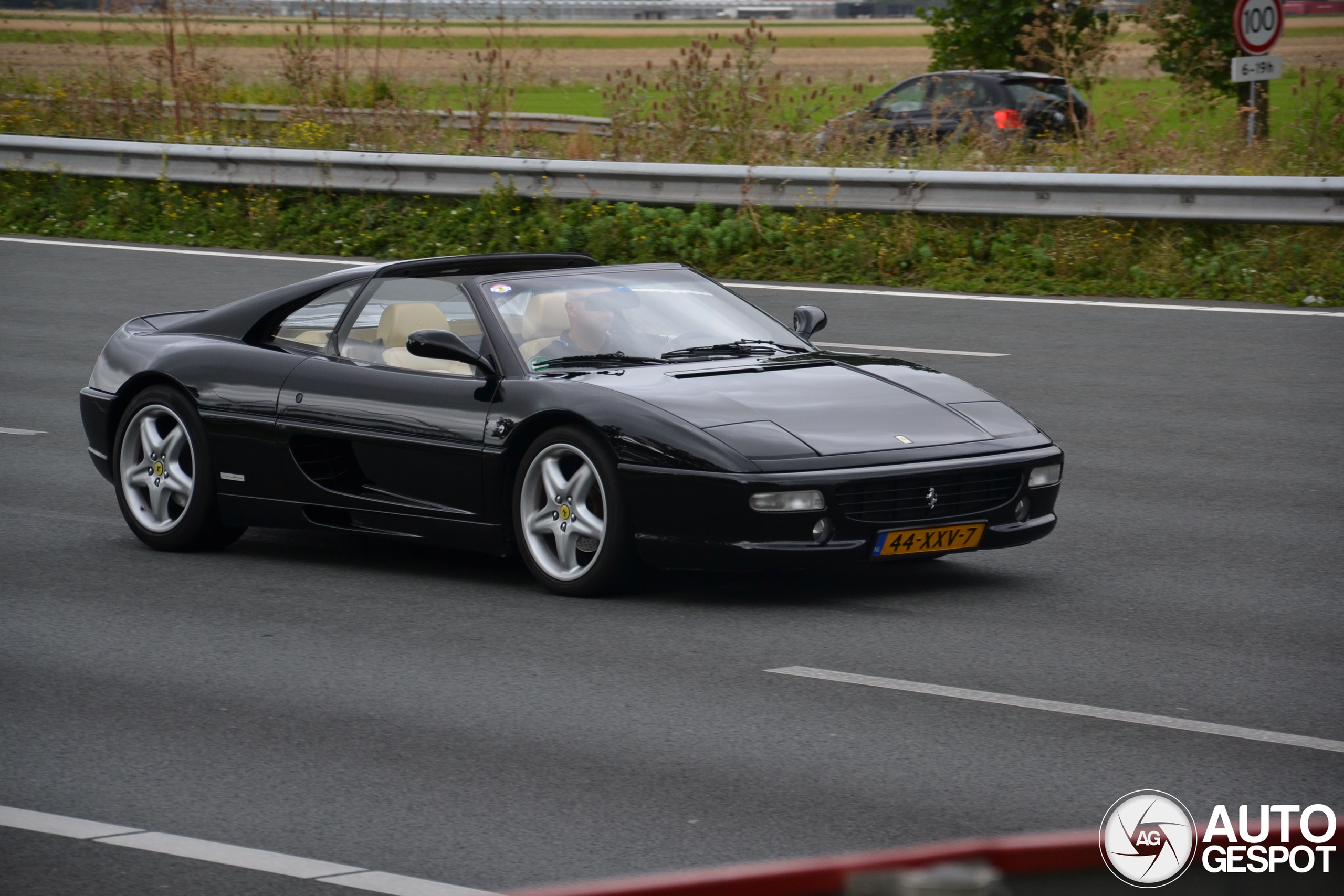 Ferrari F355 GTS
