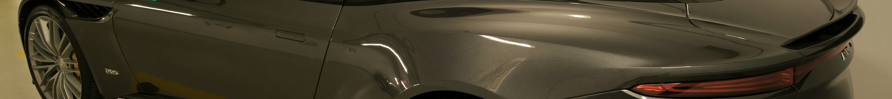 Aston Martin DBS Superleggera