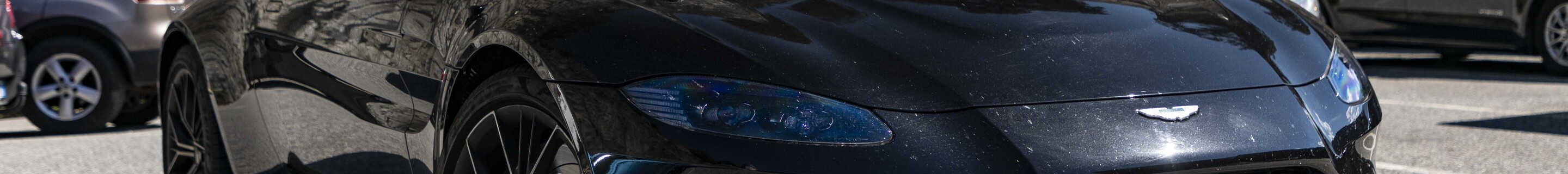 Aston Martin V8 Vantage Roadster 2020