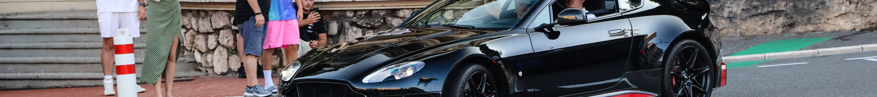 Aston Martin Vantage GT8