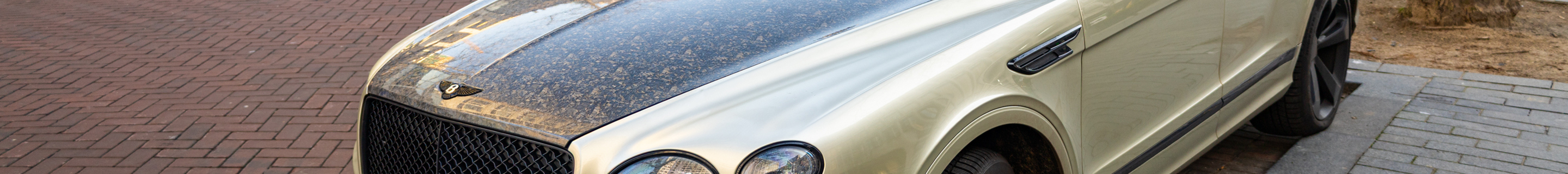 Bentley Bentayga Hybrid 2021