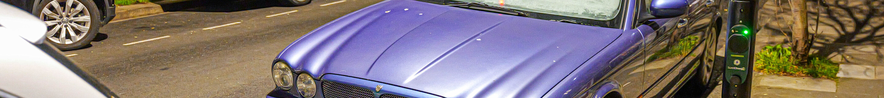 Jaguar XJR