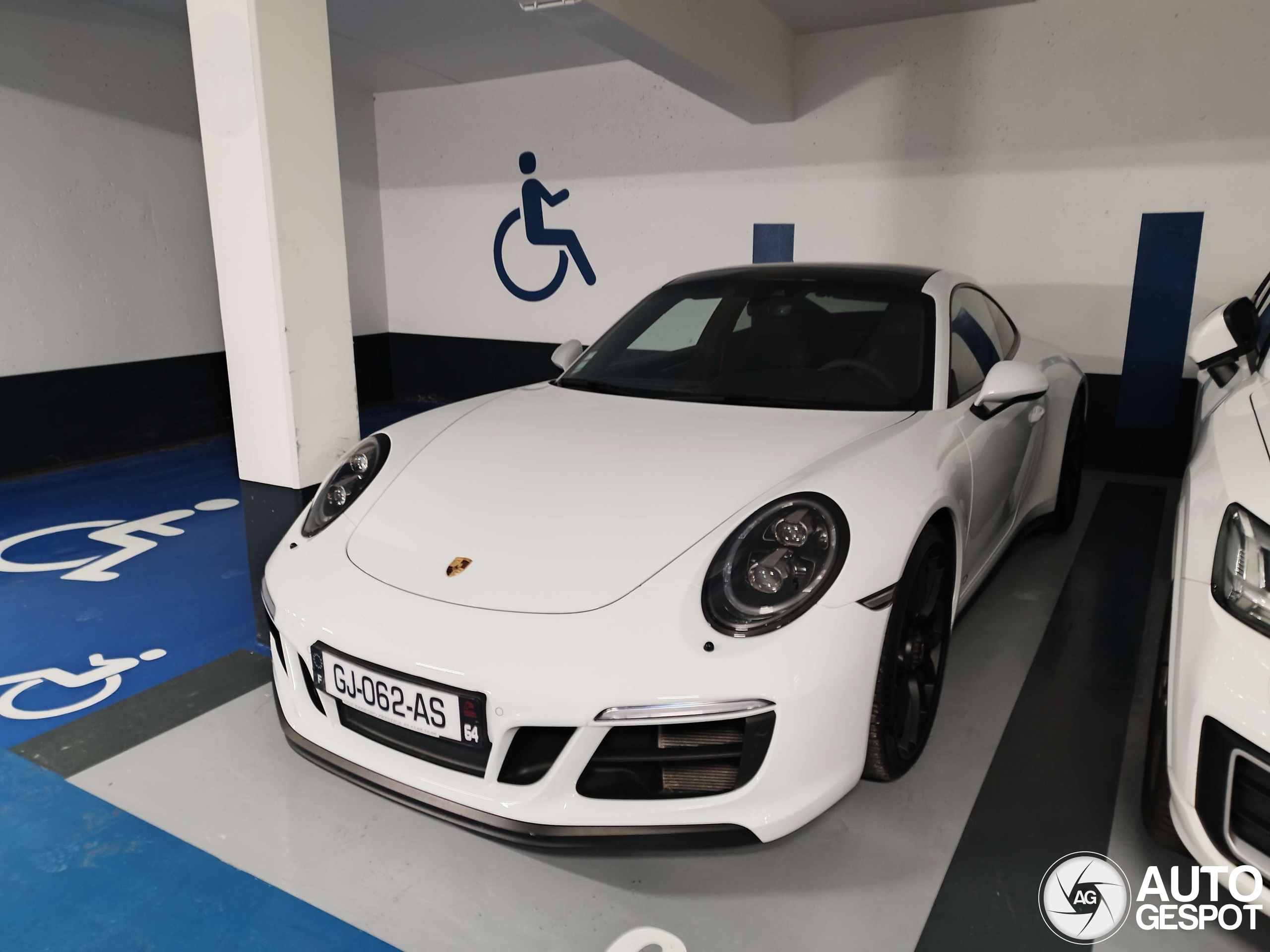 Porsche 991 Carrera 4 GTS MkII