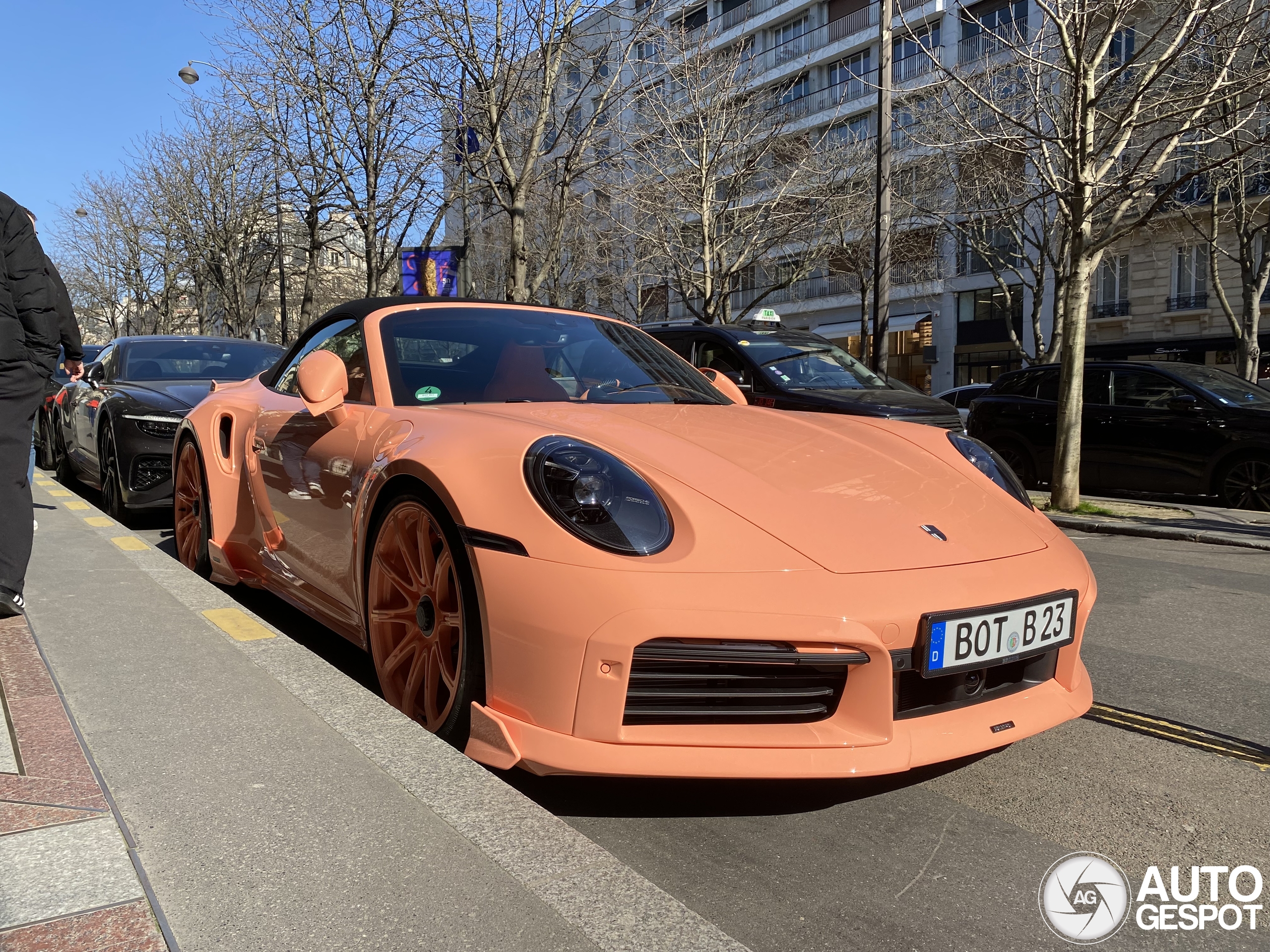 Brabus 900 Peetch: A bold reimagining of the Porsche 992 Turbo S Cabriolet