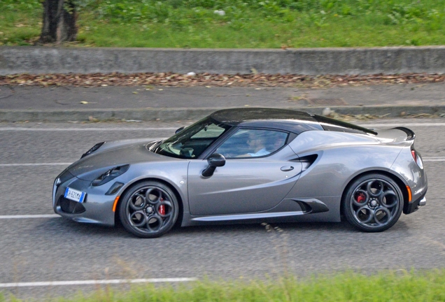 Alfa Romeo 4C Coupé